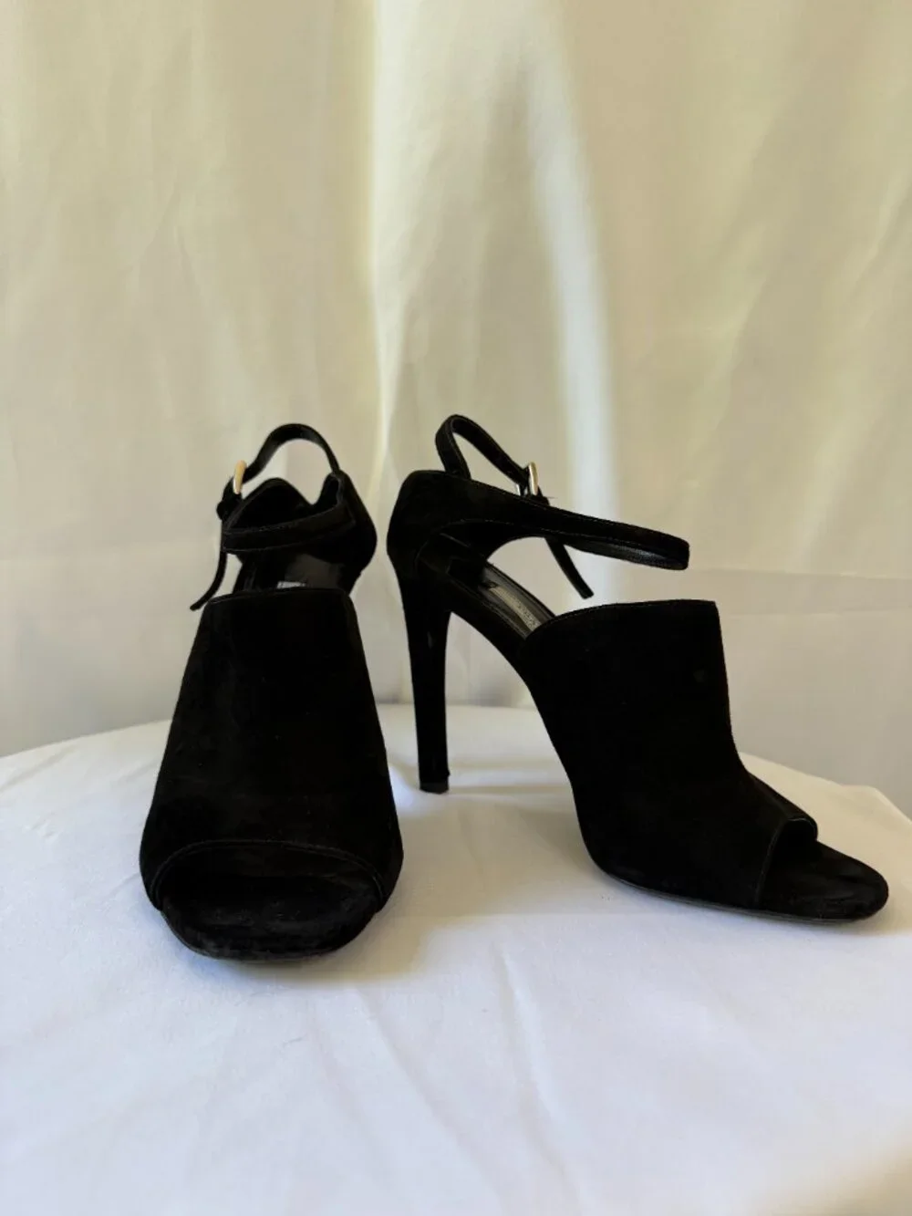 Prada black 39